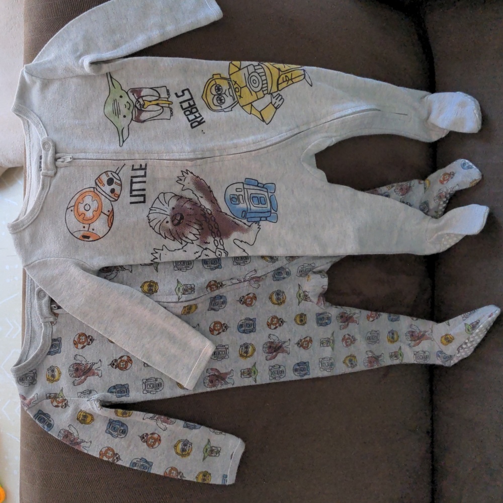 Star War Sleep N play footed pj's